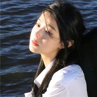 水手服与机关枪
